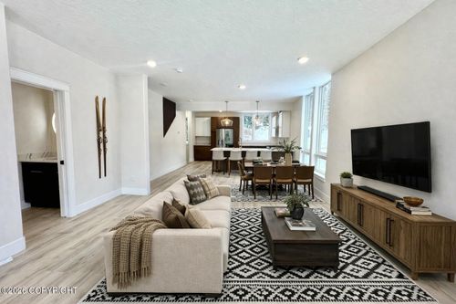 5-1538 Alyeska Hwy, Girdwood, AK, 99587-0080 | Card Image