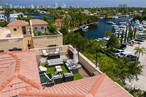 2106-2106 Se 7th St, Pompano Beach, FL, 33062-6402 | Card Image