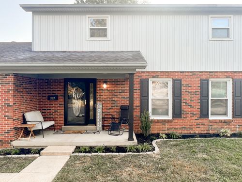 227 Meadowview Dr, Frankfort, KY, 40601-4121 | Card Image