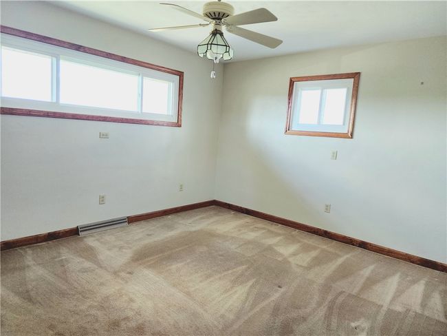 649 Maple St, House other with 3 bedrooms, 2 bathrooms and 1 parking in Worthington PA | Image 14