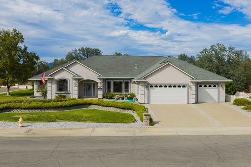 19408 Titleist Way, Redding, CA, 96003-8640 | Card Image