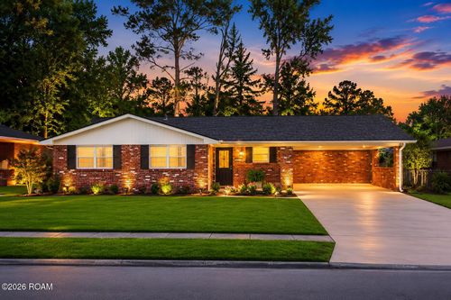 8635 Graham Dr, Baton Rouge, LA, 70814-2553 | Card Image