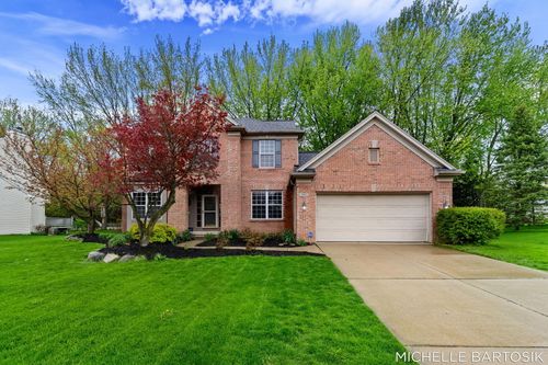 3641 Windwood Dr, Rockford, MI, 49341-7729 | Card Image