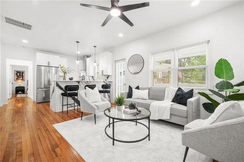 30 Johnson Rd Nw, Atlanta, GA, 30318-4810 | Card Image