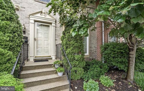 25-7504 Westlake Ter, BETHESDA, MD, 20817-6541 | Card Image
