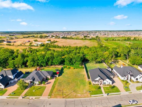 10245 Creekside Ln, Waco, TX, 76712-2002 | Card Image