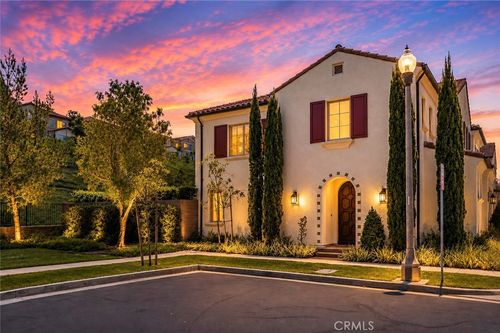 100 Della, Irvine, CA, 92602-1867 | Card Image