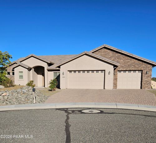 1921 Pinnacle Ln, Prescott, AZ, 86301-4218 | Card Image
