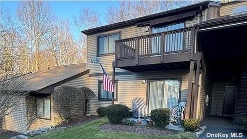 e-68 Independence Court, Yorktown, NY, 10598 | Card Image