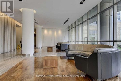 206-66 Forest Manor Road, Toronto (Henry Farm), ON, M2J0B7 | Card Image