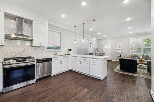 a-4908 Mckinney St, Houston, TX, 77023-1328 | Card Image