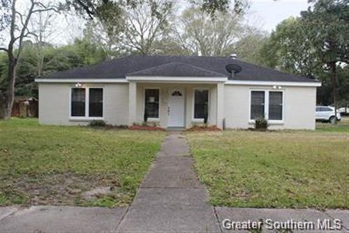 2000 Rose St, Lake Charles, LA, 70601-6570 | Card Image