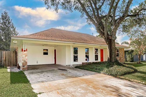 466 Landwood Dr, Baton Rouge, LA, 70806-3103 | Card Image