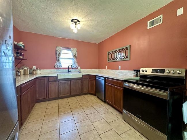 5163 Us Highway 84 W, House other with 3 bedrooms, 3 bathrooms and 2 parking in Timpson TX | Image 16