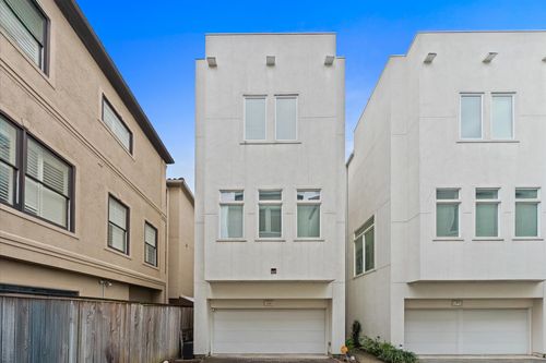 120 Pierce St, Houston, TX, 77002-8544 | Card Image