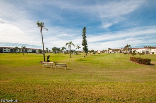 106-29 High Point Cir E, NAPLES, FL, 34103-8330 | Card Image