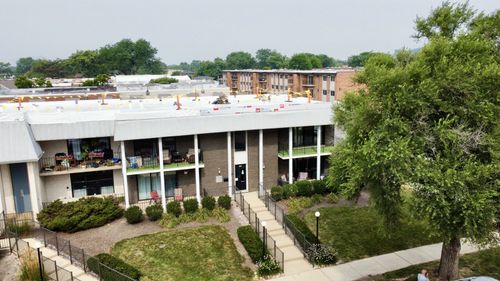 2d-9800 S Karlov Avenue, Oak Lawn, IL, 60453 | Card Image