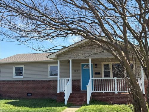 109 Woodstock St, Portsmouth, VA, 23701-3540 | Card Image