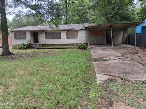 632 Cooper Rd, Jackson, MS, 39212-4105 | Card Image