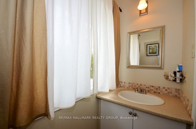 42 Saddle Cres, House other with 3 bedrooms, 4 bathrooms and 2 parking in Ottawa ON | Image 21