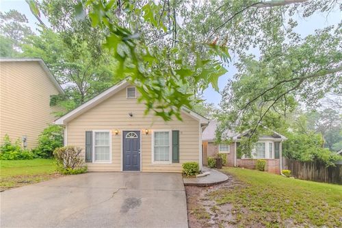 5888 Old Wellborn Trce, Lithonia, GA, 30058-8309 | Card Image