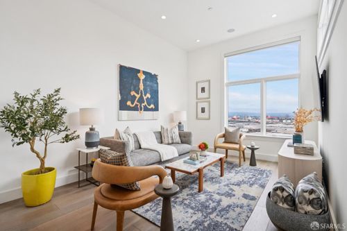 641 Peralta Ave, San Francisco, CA, 94110-5737 | Card Image