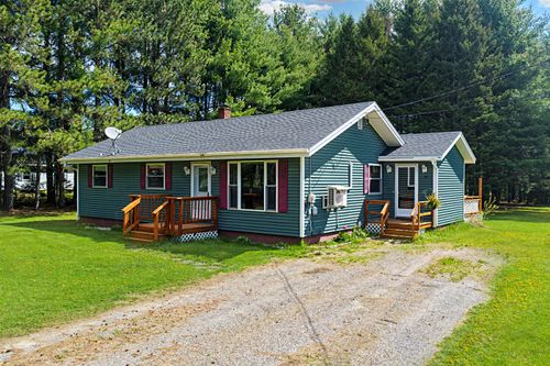49 Hughes Road, Mapleton, ME, 04757 | Card Image