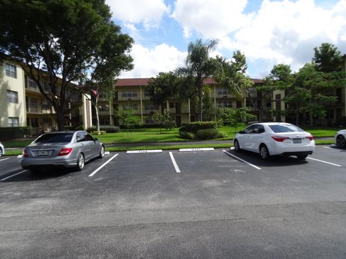 303t-151 Sw 135th Terrace, Pembroke Pines, FL, 33027 | Card Image