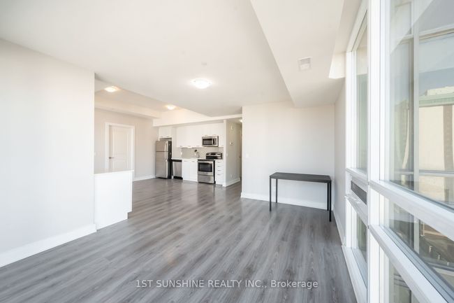 PH3 - 150 Main St W, Condo with 2 bedrooms, 2 bathrooms and null parking in Hamilton ON | Image 14