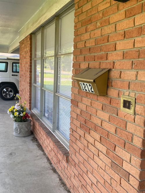 1212 Donaghey Ave, Conway, AR, 72034-3805 | Card Image