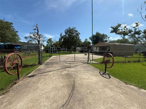 227 Cotton St, Jones Creek, TX, 77541-9709 | Card Image