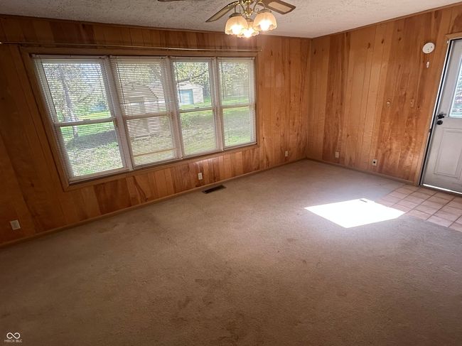 5822 W 62 Nd St, House other with 3 bedrooms, 1 bathrooms and null parking in Indianapolis IN | Image 26