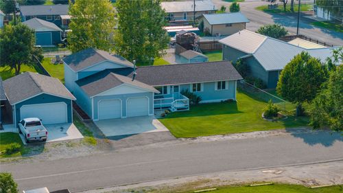 408 S Walnut St, Townsend, MT, 59644-2910 | Card Image