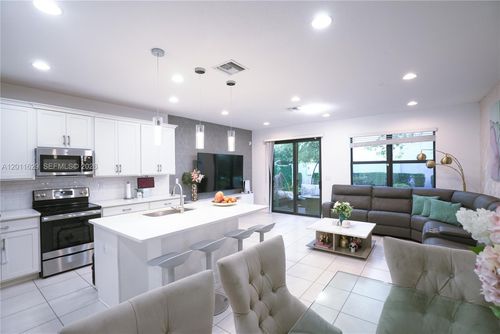 10111 Akenside Dr, Boca Raton, FL, 33428 | Card Image