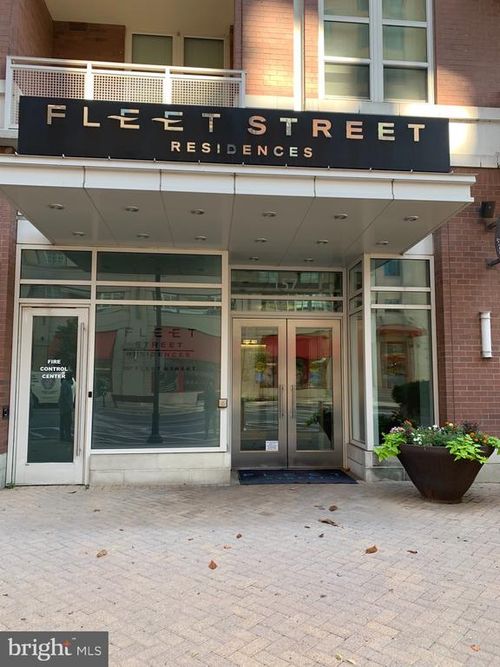 unit-916-157 Fleet St, OXON HILL, MD, 20745-1594 | Card Image
