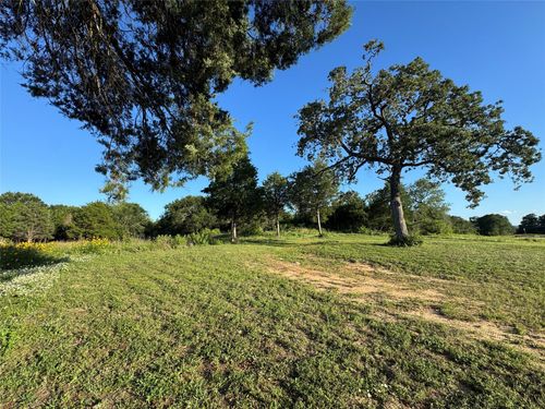 504 S Garrett Cir, Bellville, TX, 77418-2157 | Card Image