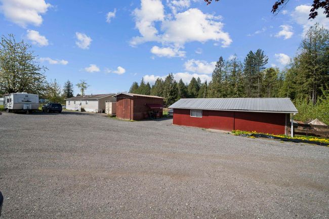 25412 58 Ave, House other with 6 bedrooms, 4 bathrooms and 20 parking in Aldergrove BC | Image 25