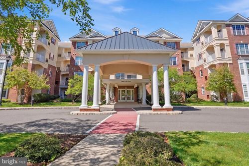 e1-1301 Colts Circle, LAWRENCEVILLE, NJ, 08648 | Card Image