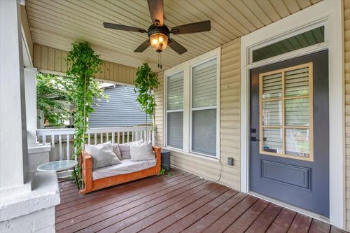 1211 Stainback Ave, Nashville, TN, 37207-5723 | Card Image