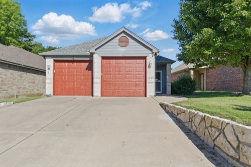 1142 Story Book Ln, Weatherford, TX, 76086-5686 | Card Image