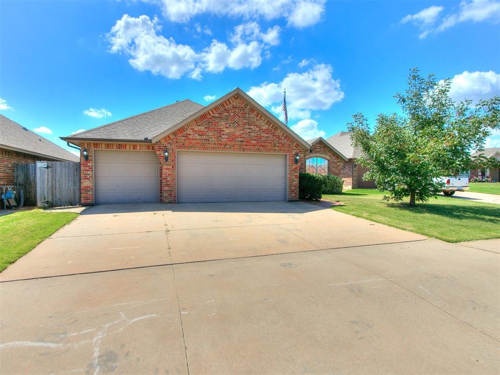 30th St, Yukon, OK 73099