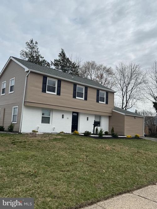 52 Brunswick Ln, Willingboro, NJ, 08046-1621 | Card Image