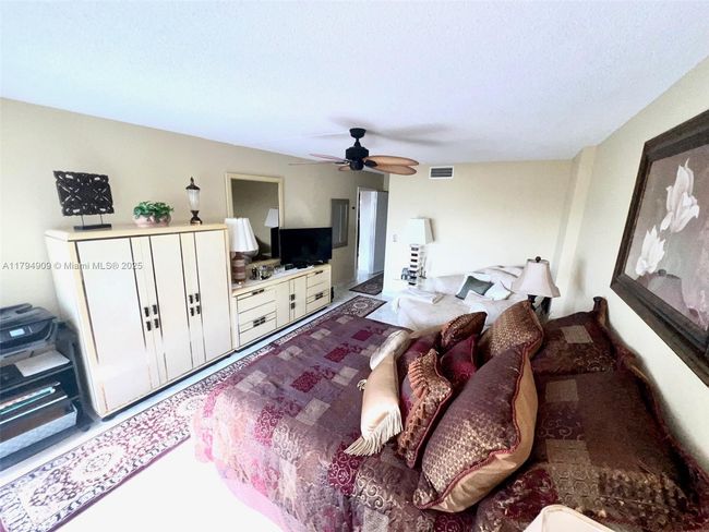 APT-12K - 1500 S Ocean Dr, Condo with 2 bedrooms, 2 bathrooms and null parking in Hollywood FL | Image 19