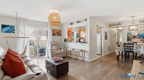 1020 Barclay Sq, Virginia Beach, VA, 23451-4528 | Card Image