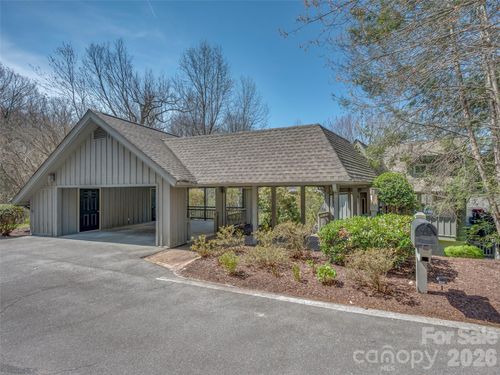 22 Wild Ivy Run, Hendersonville, NC, 28739-7505 | Card Image