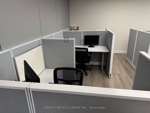 1-1135 Stellar Dr, Newmarket, ON, L3Y7B8 | Card Image