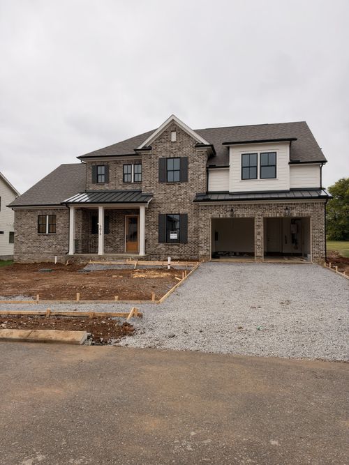 5013 Fairhaven Cir, Thompsons Station, TN, 37179-2206 | Card Image