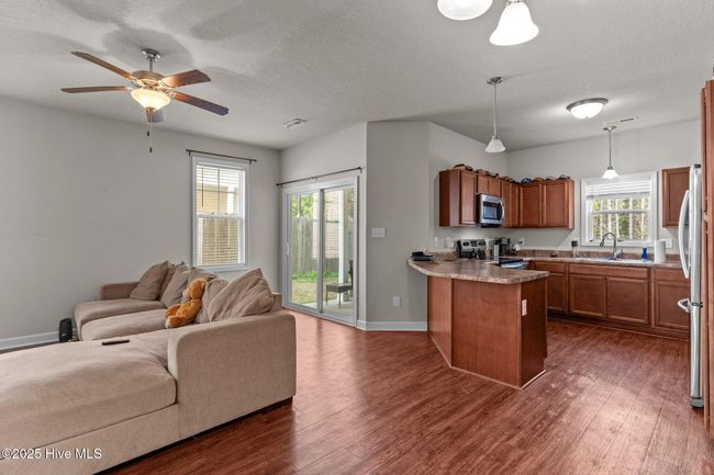 393 Frisco Way, Townhouse with 3 bedrooms, 3 bathrooms and 1 parking in Holly Ridge NC | Image 9