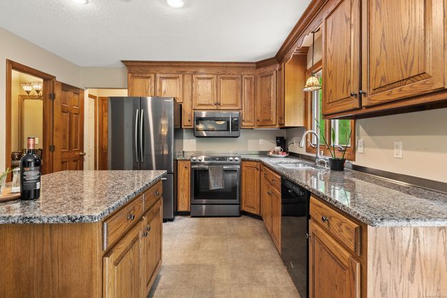 171 Charles Ln, House other with 4 bedrooms, 4 bathrooms and 2 parking in Hebron CT | Image 9