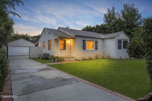 6207 White Oak Ave, Encino, CA, 91316-7225 | Card Image